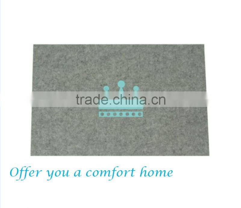 Store More Heart Thick Round Oval Grey Felt Placemats