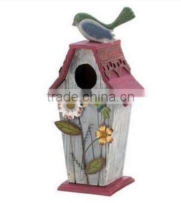 Decorative Garden Bird Feeder, Wooden Garden Bird Feeder with Sparrow on Top and Flower design