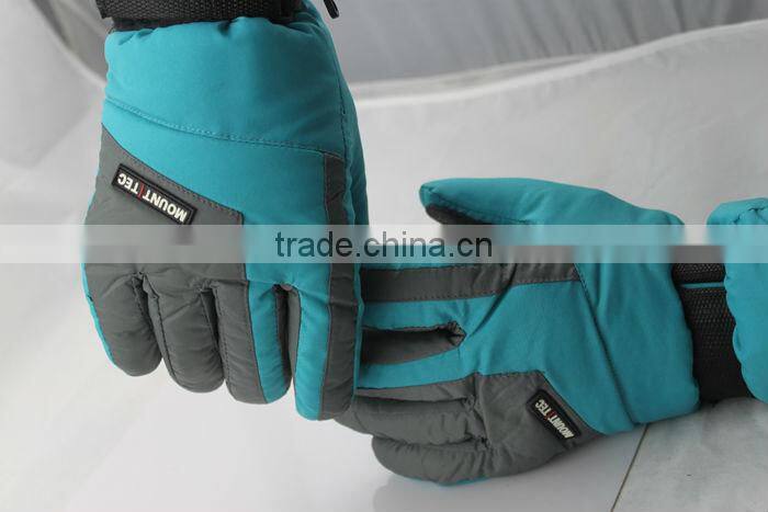 Ski gloves winter sport keep warm riding gloves, comfortable and cheap gloves