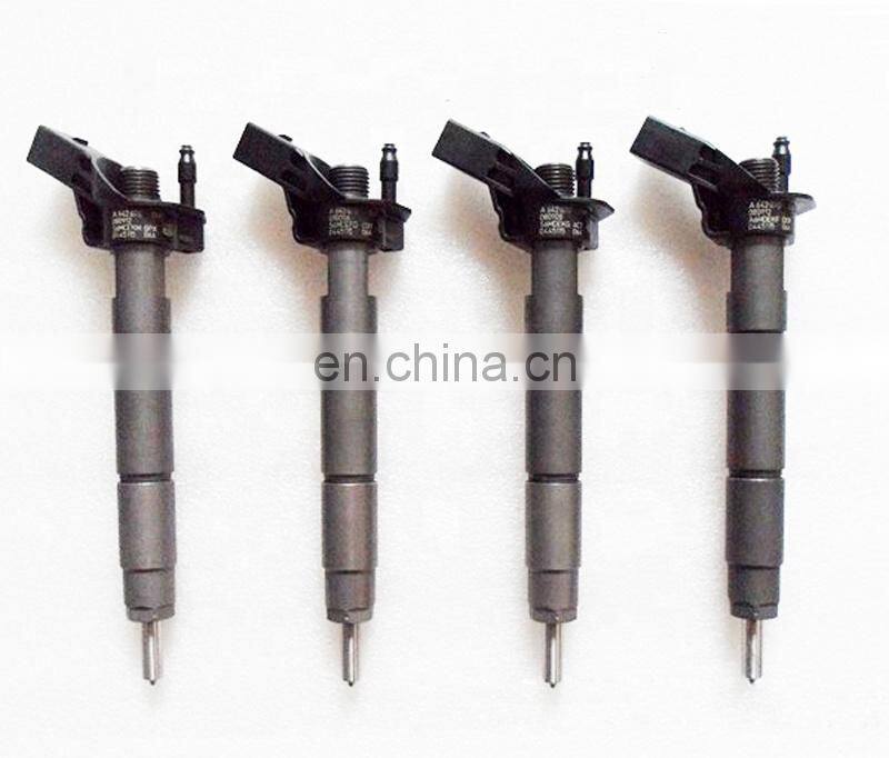 Diesel engine fuel injector 0445115064 A6420701387