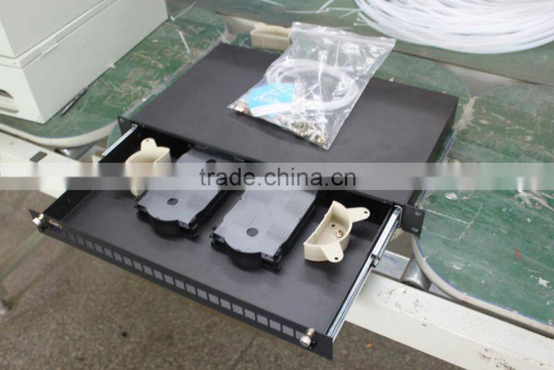 China shenzhen FTTH SC/ LC /FC waterproof fiber patch panel