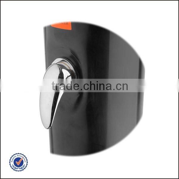 Round Solar Shower With Foot Shower