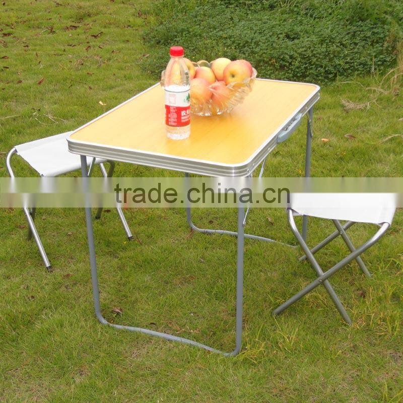 Foldable picnic chairs and table sets