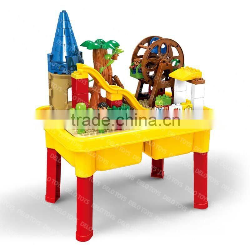 Plastic toys building blocks table DE0204432