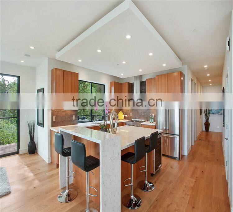 Crystal kitchen cabinets quartz counter tops for Ritz kitchen cabinet