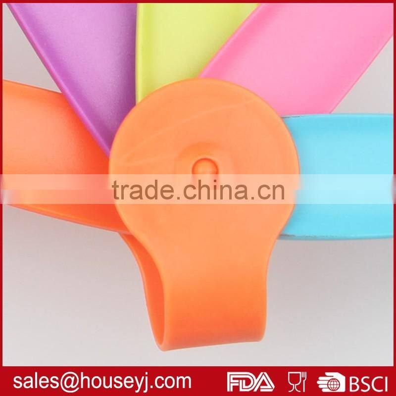 Set of 5pcs food grade plastic colorful measuring cup 30ml 60ml 80ml 125ml 250ml