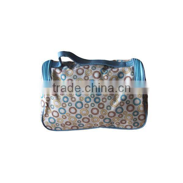 Durable cheap cosmetic bag with handle