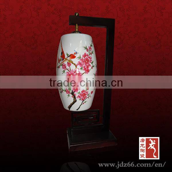 Chinese style hand painted garden ceramic lamp made in Jingdezhen