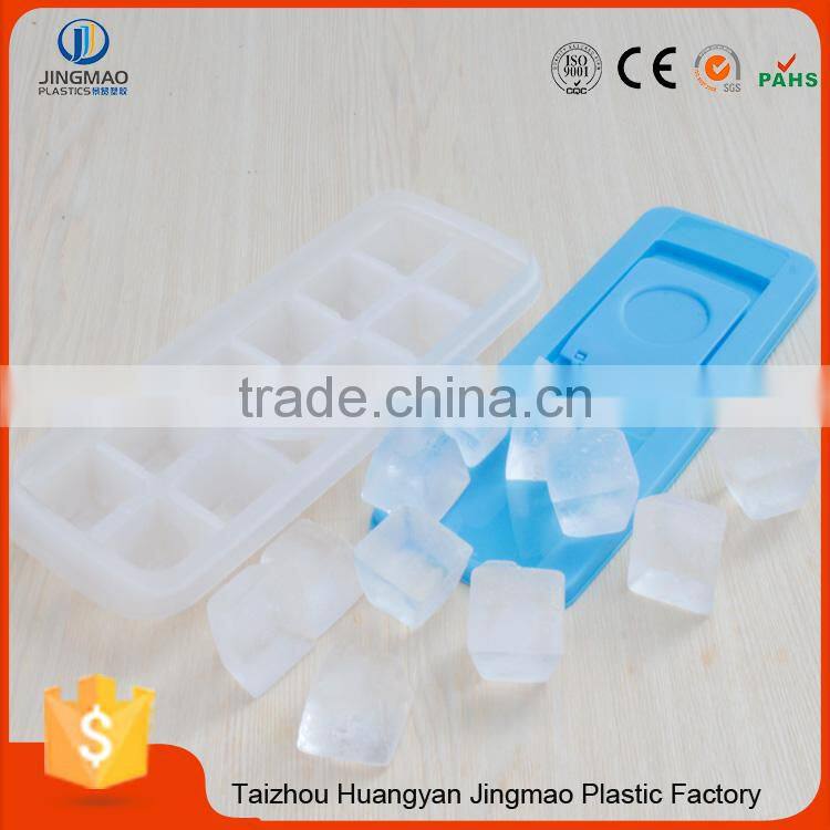 BPA-Free Custom Ice Cube Tray With Lid