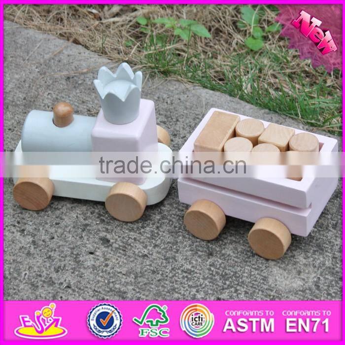 2016 new design wooden train pull toys for toddlers W05C076