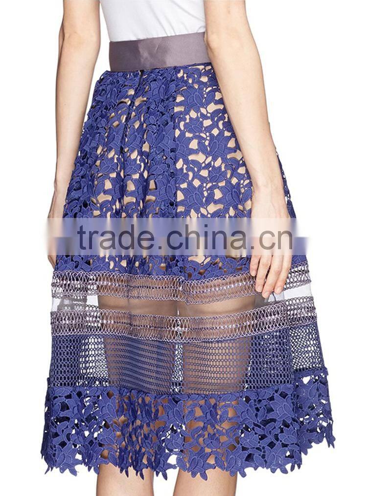 Honeycomb mesh with textured lace transparent trims skirt