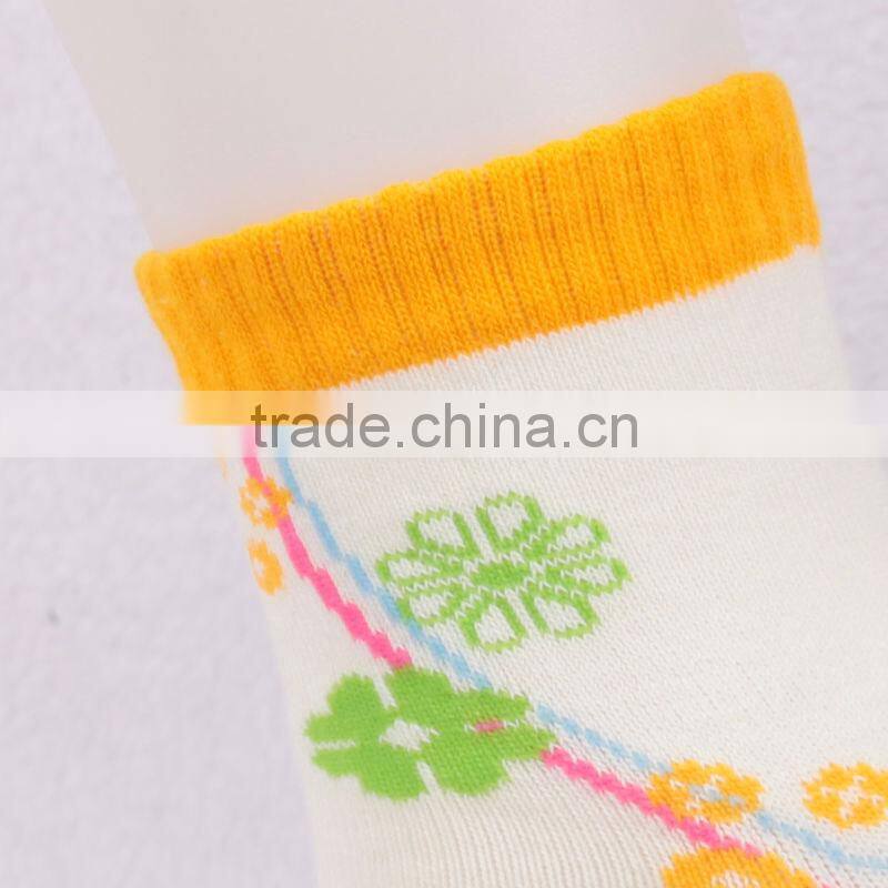 Jacquard flowers sock woman