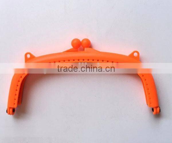 2016 new+ high quality plastic purse frame/bag accessory-16cm