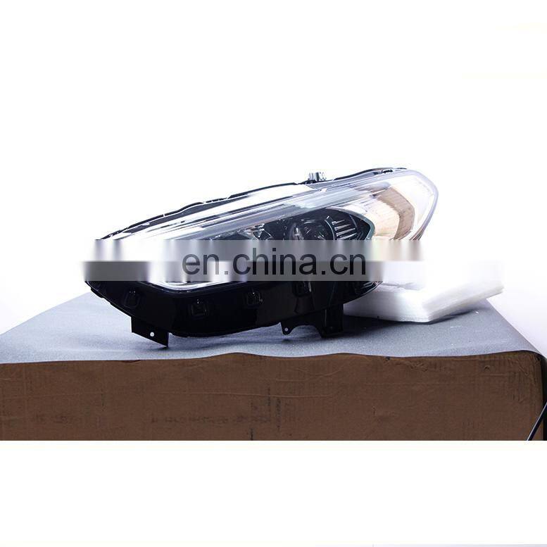 Xenon Head Lamp With Dynamic Blue LED Light For Mondeo 2017