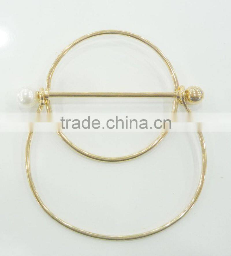 FASHION METAL WIRE BANGLE WITH METAL CC BEAD AND PEARL