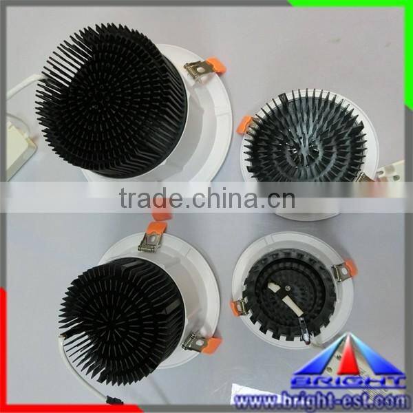 Mini DC12V 3W Ceiling LED Puck Light