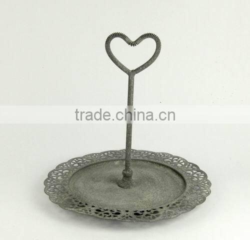 100062F- Wire Heart-Handed Metal Holder