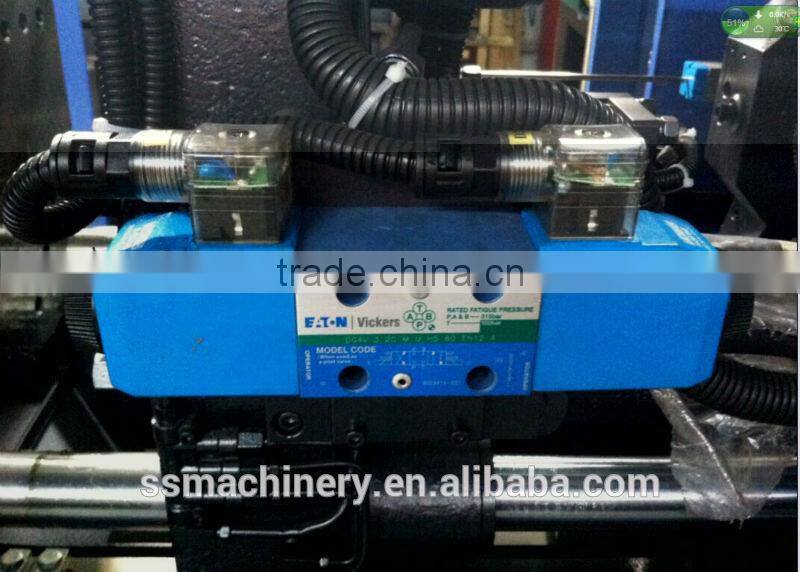 Variable pump 70T injection molding machine, oversea service available