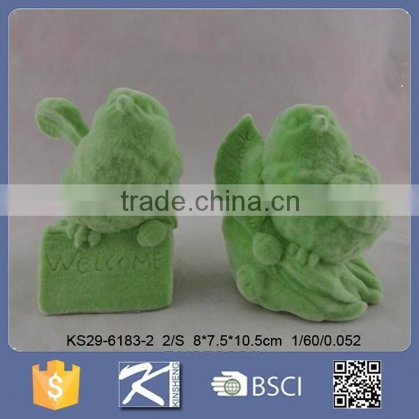 Fashion style resin rooster with fur for new year symbol