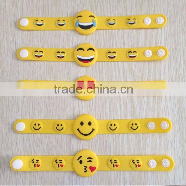 Promotional top quality emoji silicon bracelet HC008