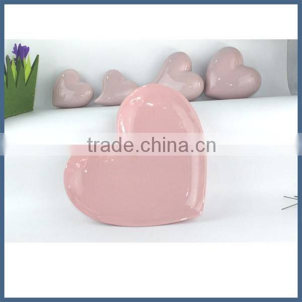 Romantic pink ceramic heart craft for home decor
