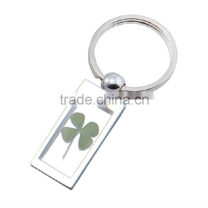Real irish four leaf clover keychains