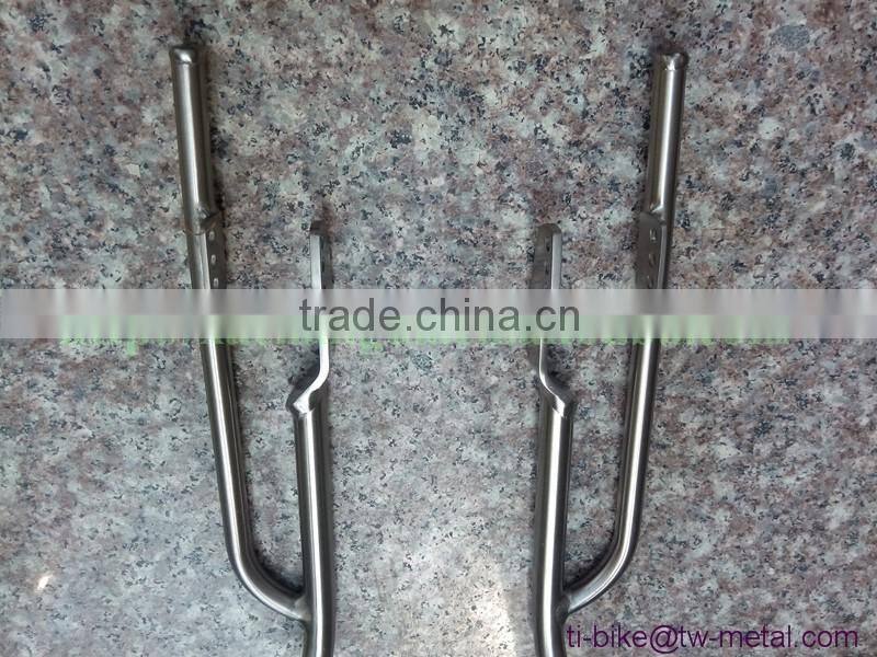 Customized titan bike front rack ti 25kg bicycle luggage carrier with sand blasting cheap titan bicycle front rack &bag holder