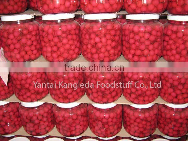 canned sweet red cherry in light syrup