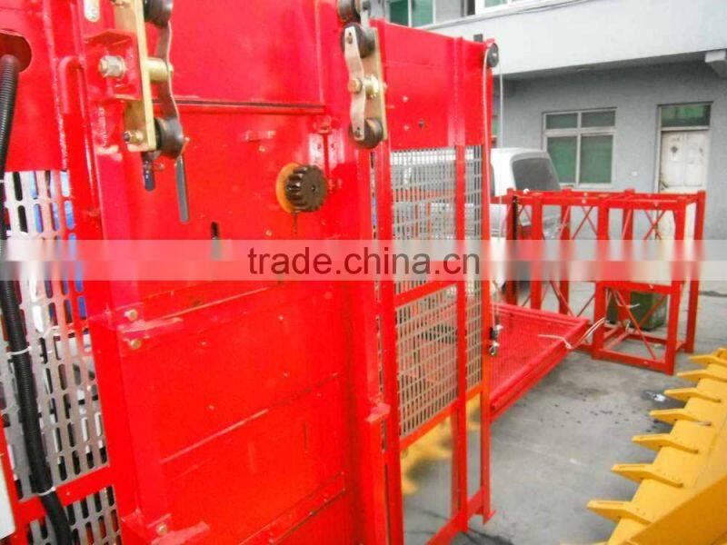 SC200 construction hoist