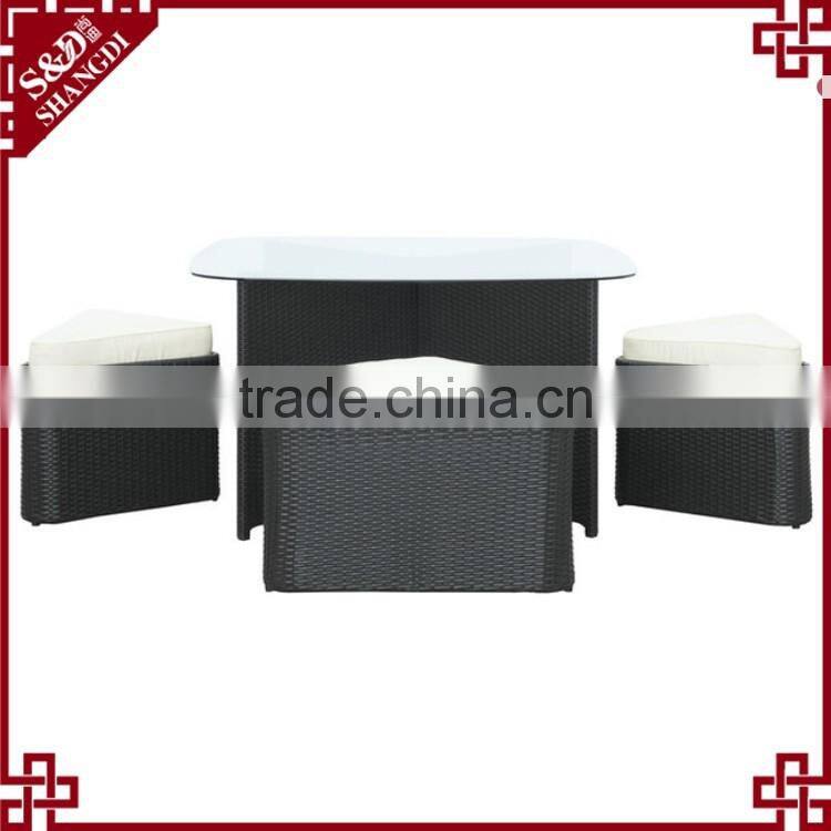 Chic tempered glass table design 5-pc outdoor patio rattan dining set