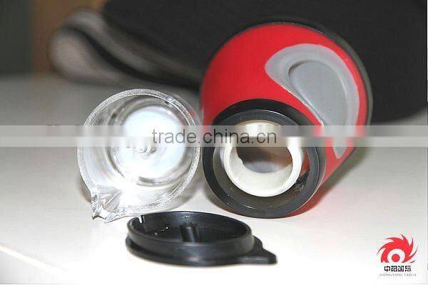 wholesale plastic Volume control small portable Kitchen glass oiler