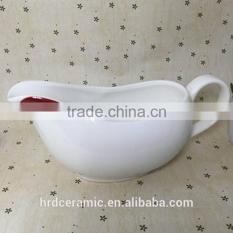Stocked tableware wholesale ceramic sauce boat