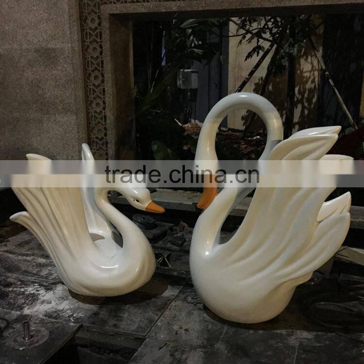 FRP display swan sculpture figurine