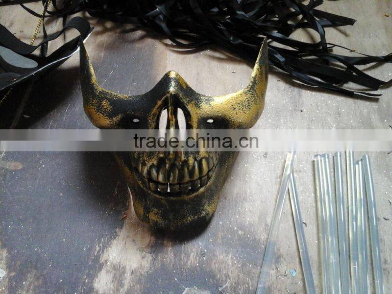 Plastic Cheap Horror Skull Half Face Mask