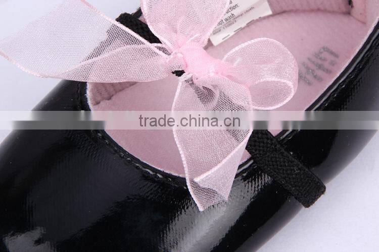 new baby leather shoe cheap wholesale shoe in china girls princess leather shoes with pink ribbon