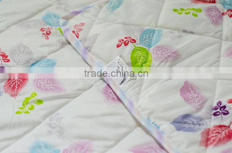 Hot sale Floral Summer Cotton Quilt/Polyester Duvet