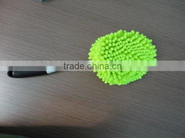 Chenille cleaning duster