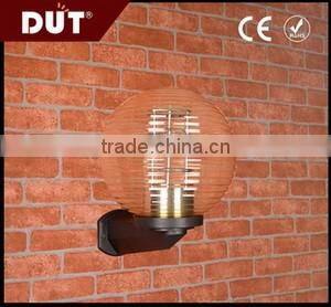 2016 hot sale easy-assembling outdoor acrylic plastic ball light cover