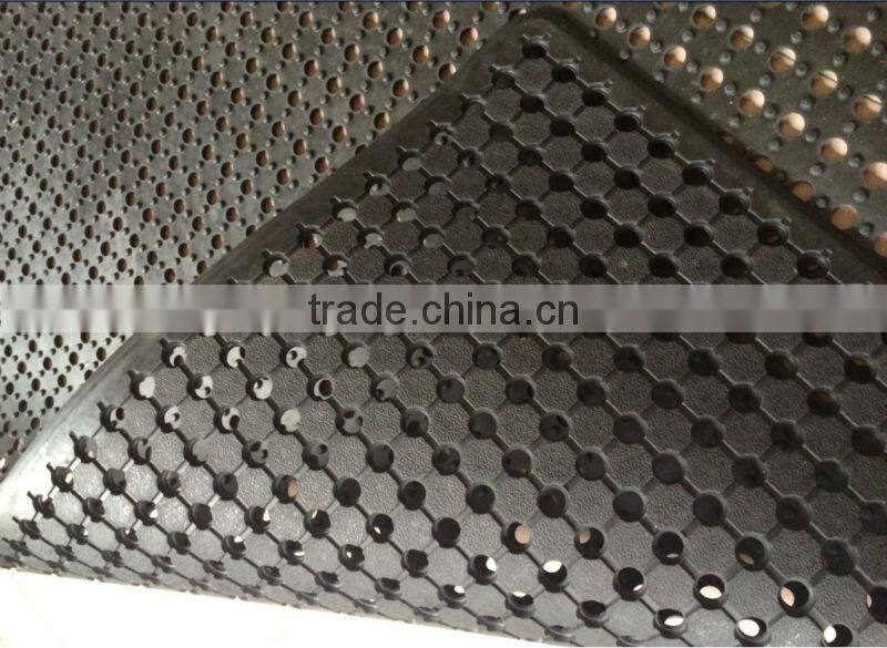 Anti-fatigue and Anti-slip Drainage Rubber Mat