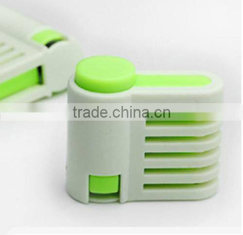 Plastic cake wafer breaker & cake tools