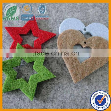 Christmas decorations of felts