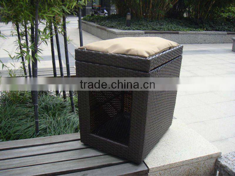 Rattan cat bed