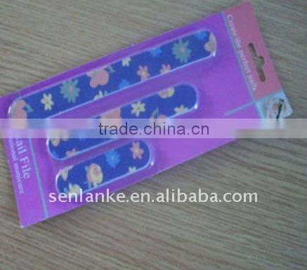 colored circles shinning nail file