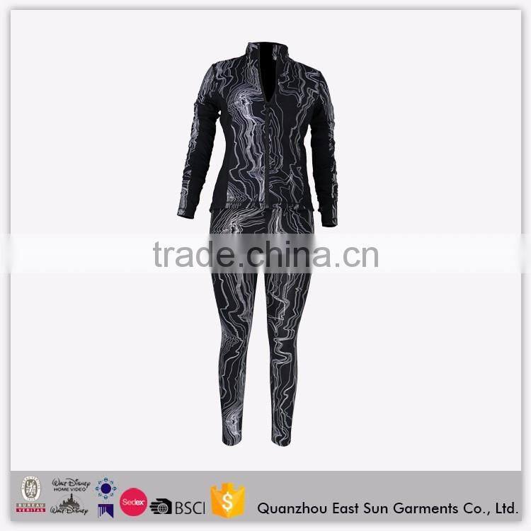 2017 Latest Fashion Top Design Women Sports Wear Slim Clothing Black And White Color Yoga Sets Two Pieces