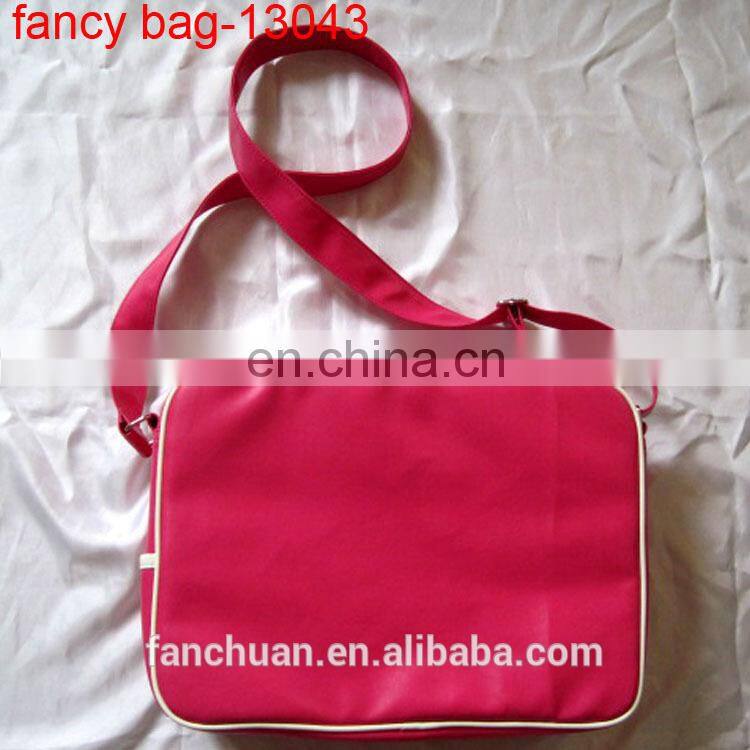 2014 New Design Girl's PU Shoulder Bag with Printed Cotton Jersery