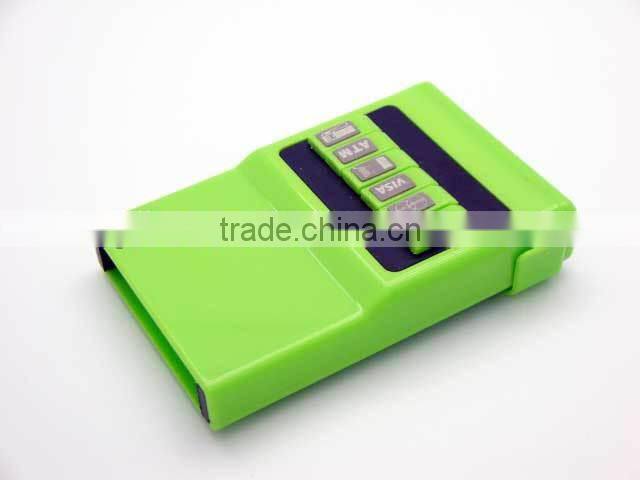 CREDIT CARD HOLDER