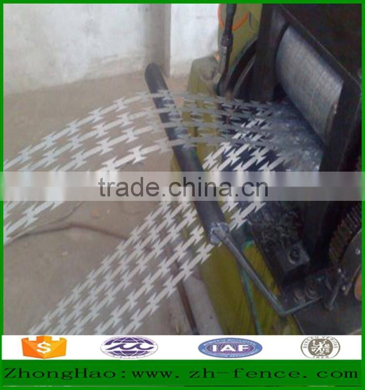 Factory direct sale high security used Prison razor barbed wire Fence