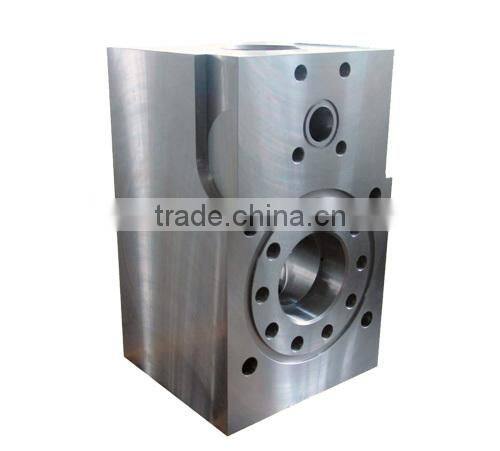Triplex piston drilling mud pump assembly with API standard