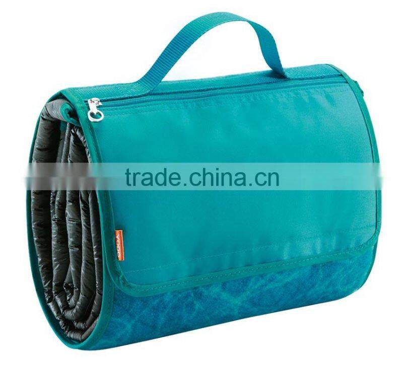 High Quality Waterproof Picnic 2 in 1 Pillow Blanket