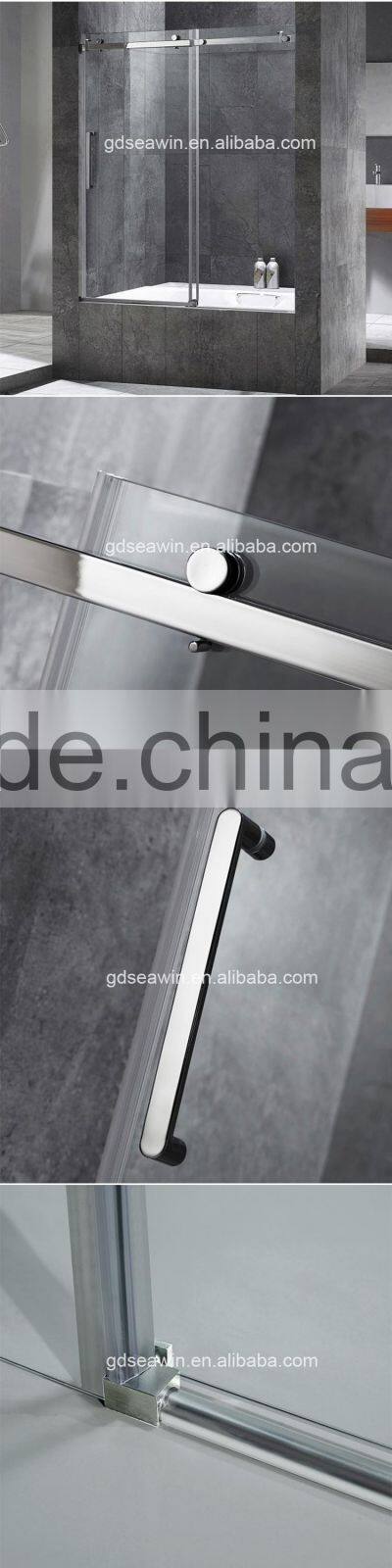 Simple and Fashional Design Frameless Glass Shower Door with Bathtub